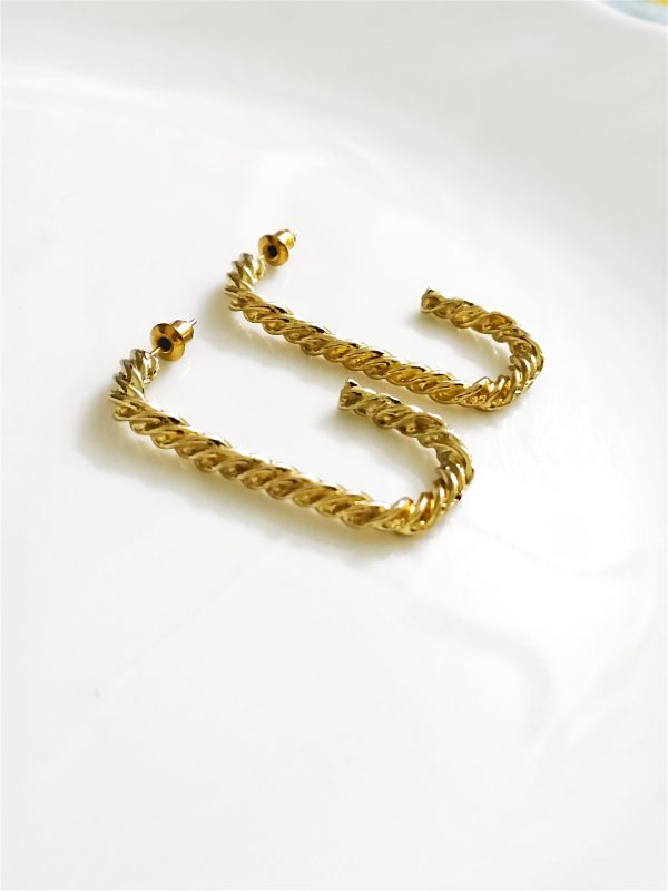 Rope Styled Rectangular Hoops - Image 3