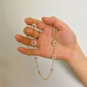 Dainty Floral Necklace