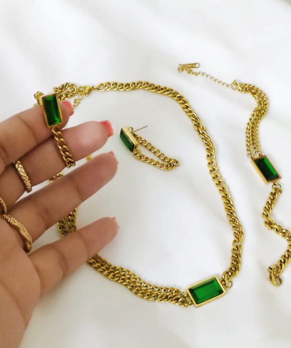 Emerald Chain Collection- Necklace, Bracelet and a pair of Earrings - Image 2