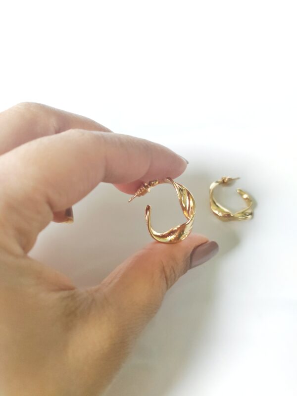Twisted Waves Hoops - Image 2