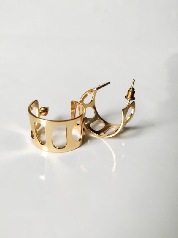 Geometric hollow cuff Hoops