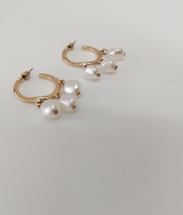 Hoops with pearl charm - Image 2