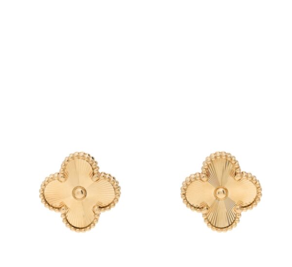 Tiny clover studs - Image 2