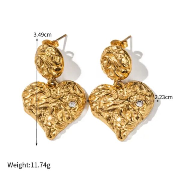Structured Heart drop earrings - Image 4