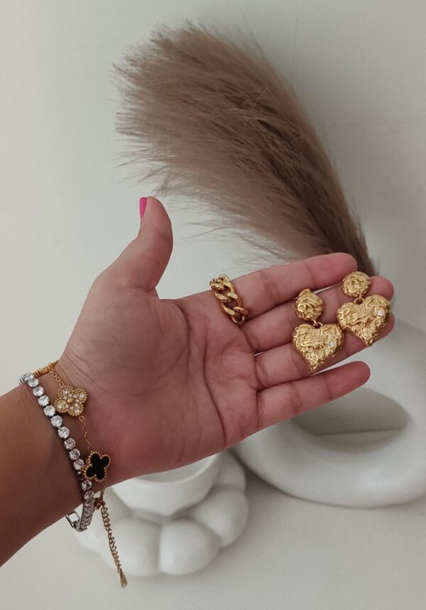 Structured Heart drop earrings - Image 2