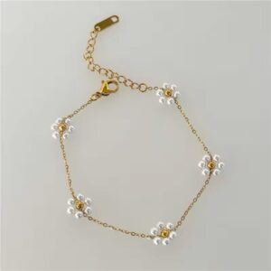 Dainty Floral Bracelet