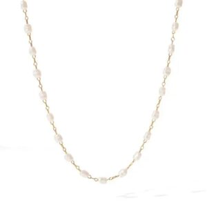 Fresh water pearl necklace