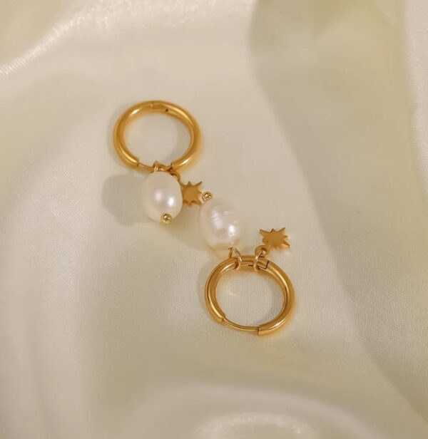 Fresh water pearl and star huggies - Image 2