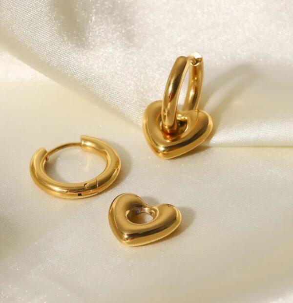 Detachable heart Huggies - Image 2