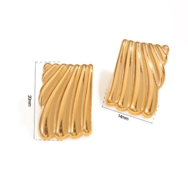 Square ribbed studs - Image 4