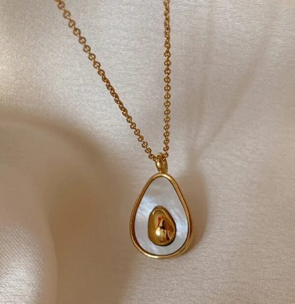 Dainty avacado necklace - Image 2