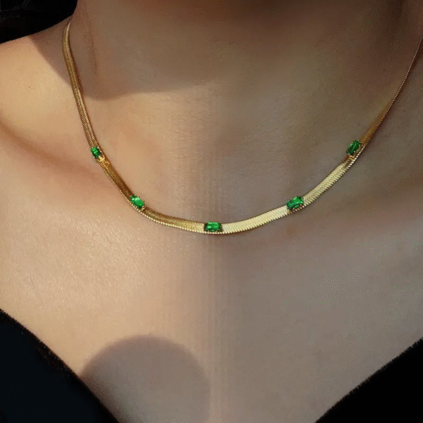 Green herringbone chain - Image 2