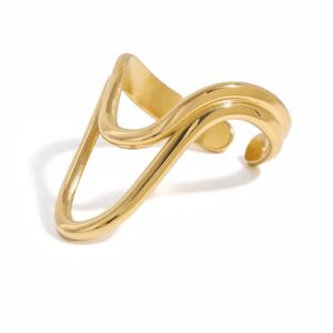 Curved Double Layer Ring