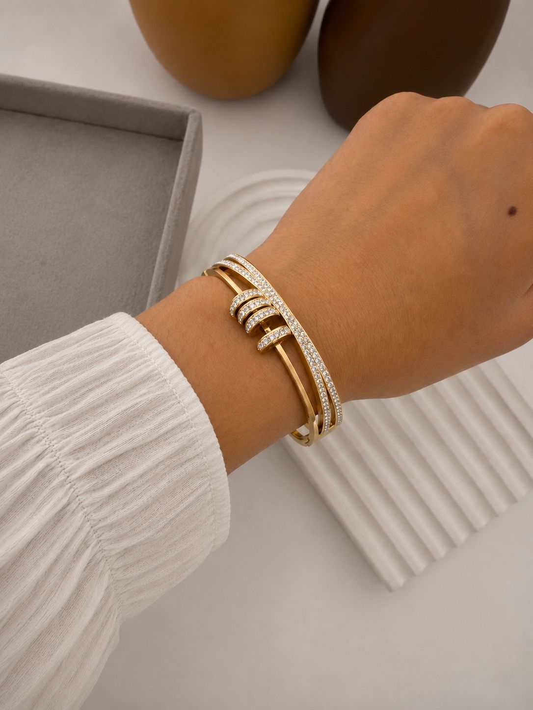 The Luxe Loop Bangle - Image 2