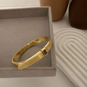 Band Bracelet