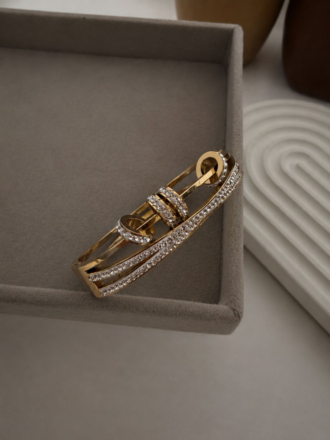 The Luxe Loop Bangle - Image 3