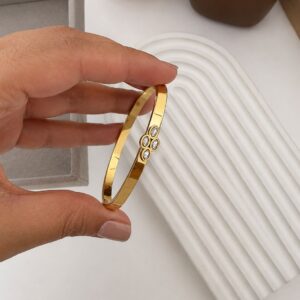 Marquise Clover Bangle